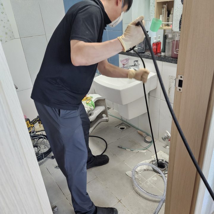 구월동 하수구 막힘 관련 작업 현장 참고 사진 1